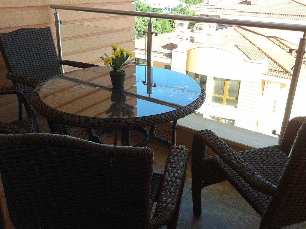Apartment In St. Constantine And Helena Sf. Constantin și Elena Exterior foto